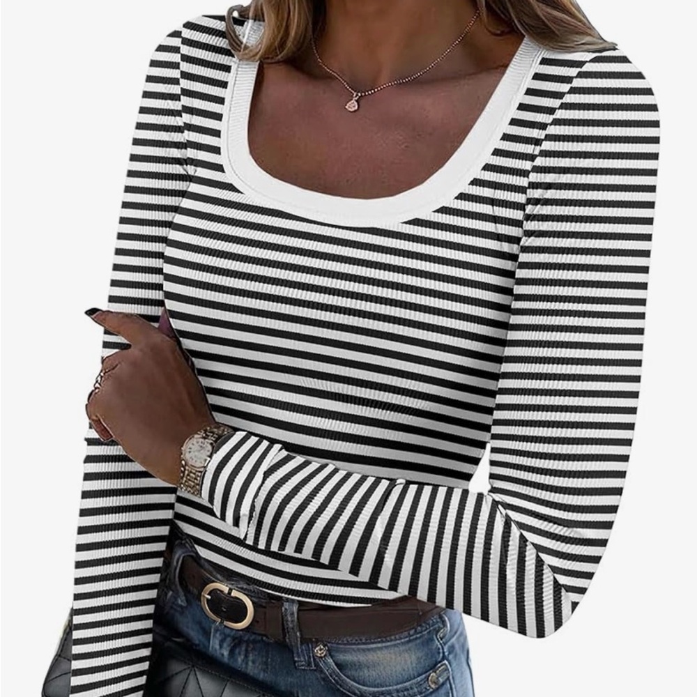 Striped Black and White Long Sleeve Top